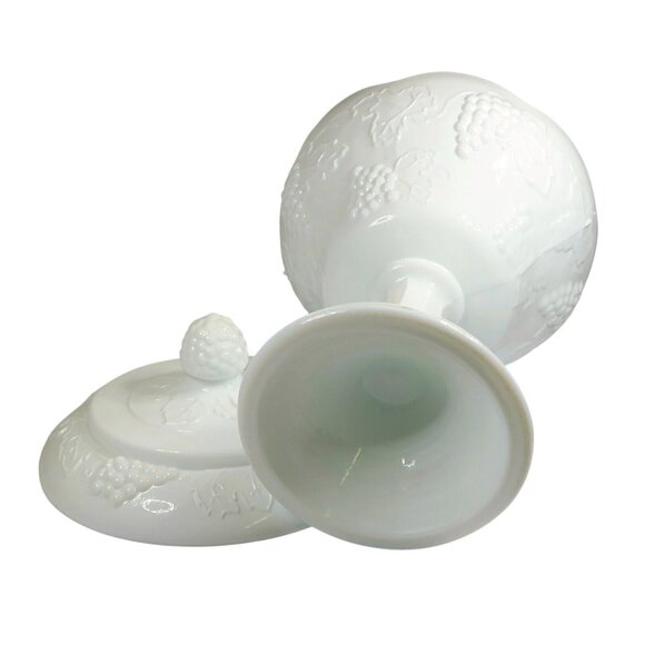 Colony Harvest Milk Glass Compote with Lid - Vintage Mid-Century Wedding Bowl - Picture 5 of 6